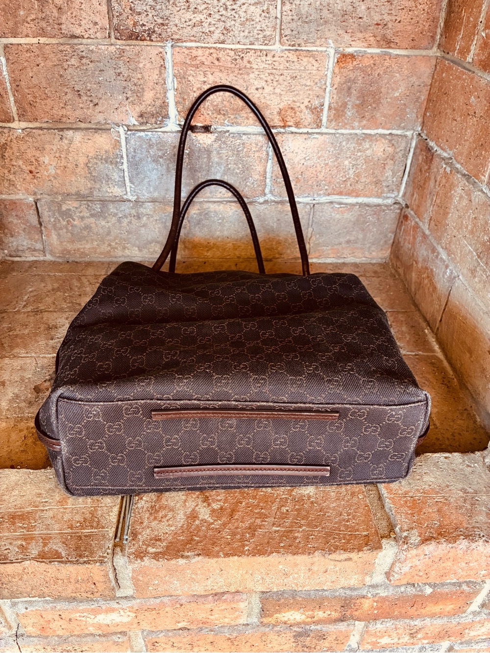 🤎 Gucci vintage classic GG monogram canvas tote leather handles price is firm - Picture 8 of 17
